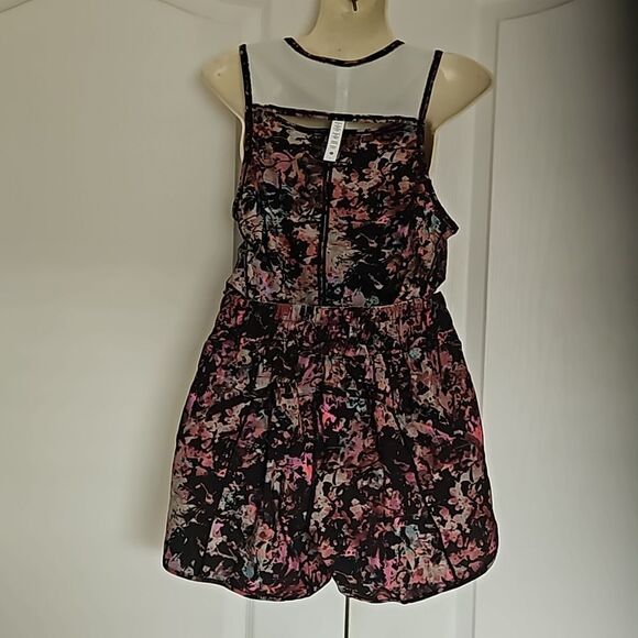 Lululemon Sculpt Tank Top & Trank MR Short 5" Lined Size 4 Black/ Pink - Picture 3 of 16